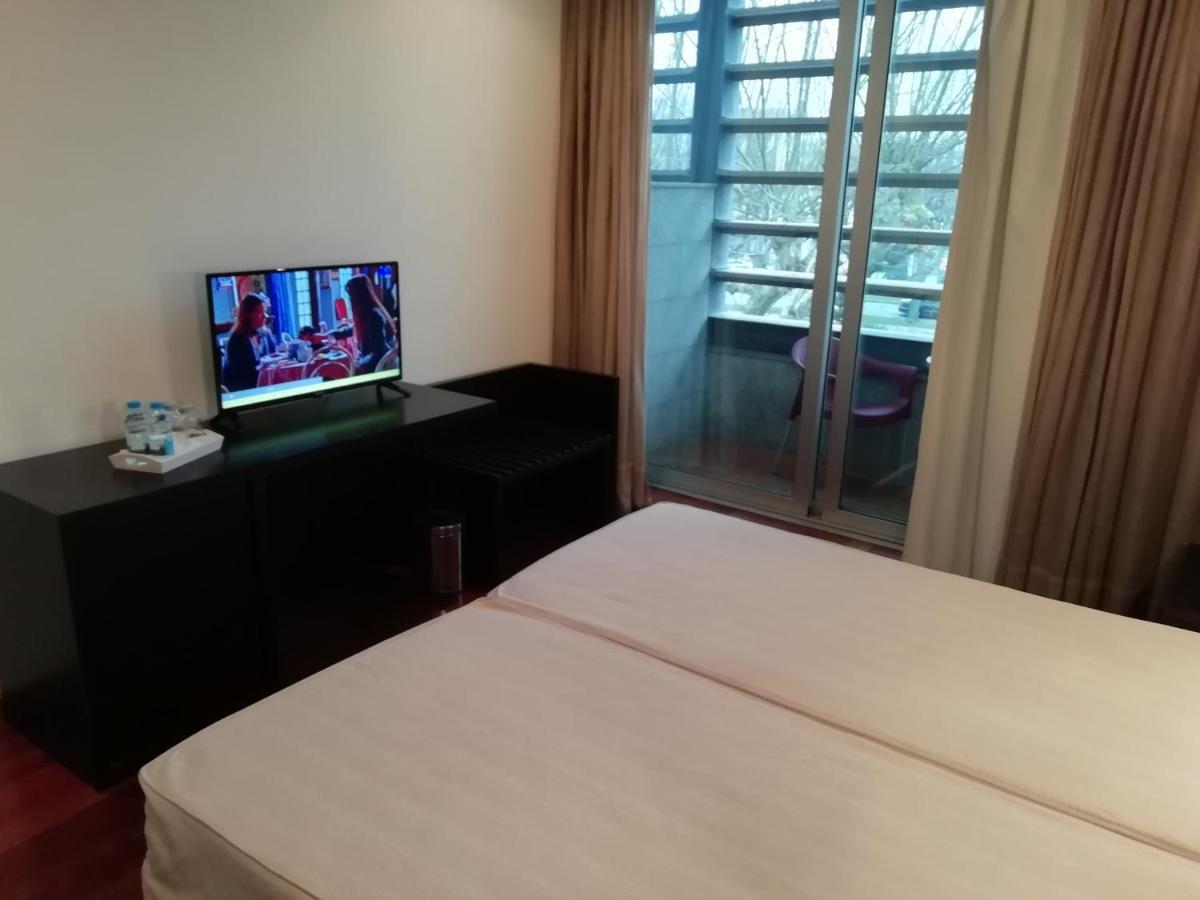 Hotel Vila Luena Вила Верде Екстериор снимка
